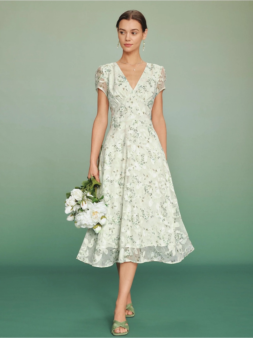Rihoas Green Puffed Sleeve Floral Tunic Midi Dress - Picture 4 of 8